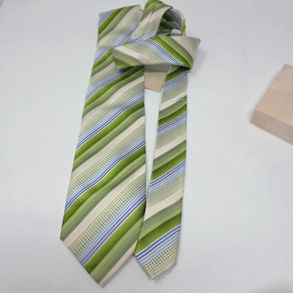 Y&G Tie Mens Green Striped Silk Pocket Scarf 8x8 & Cufflinks Set 58